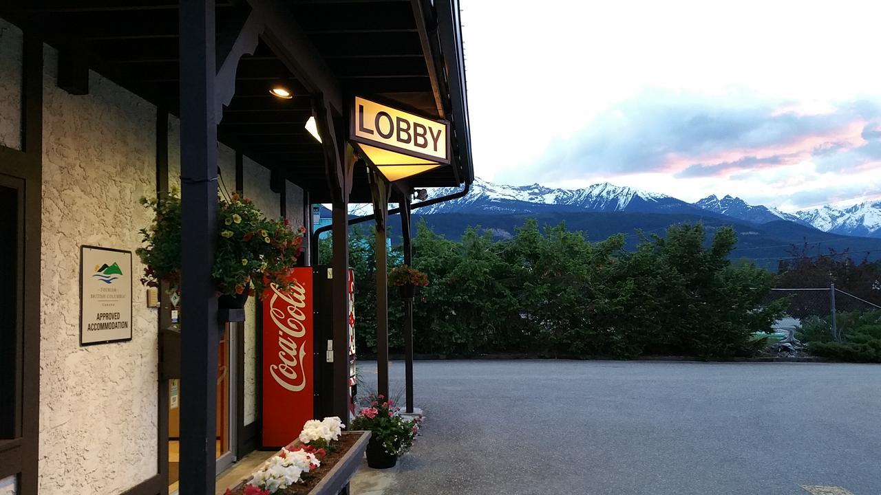 Yellowhead Motel Valemount Extérieur photo